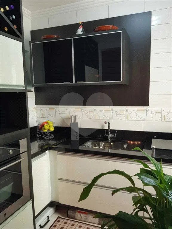 Cobertura com 250m², 3 dormitórios (2 suítes ), 2 vagas de garagem, à venda no bairro Osvaldo Cruz, em São Caetano do Sul