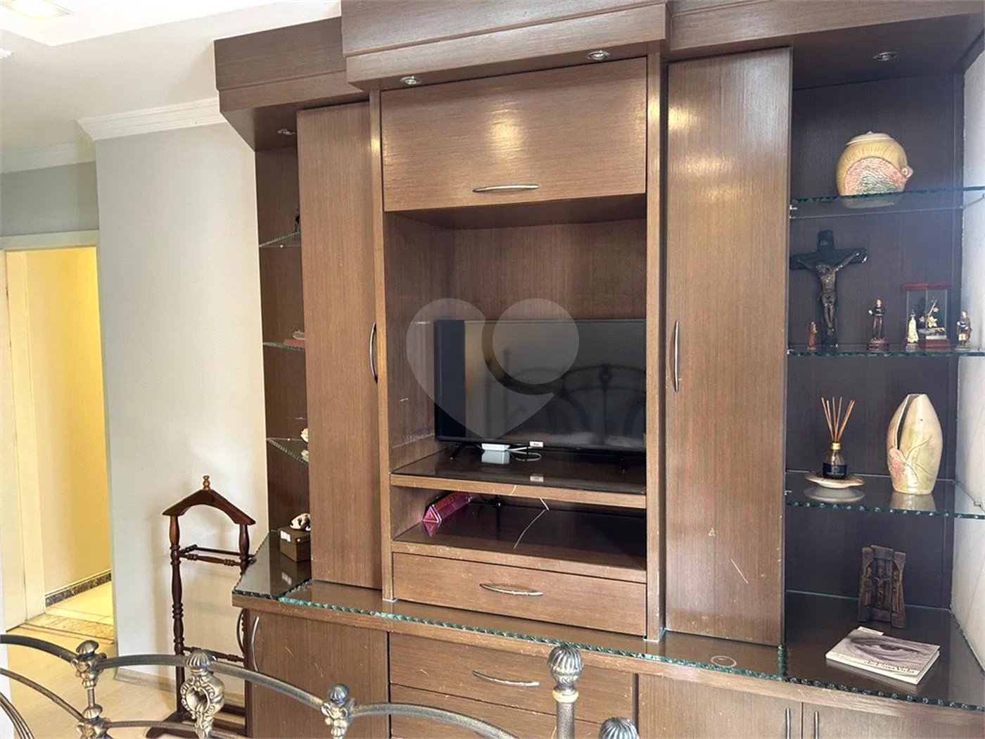 APARTAMENTO 105 M2 PARA PERMUTA EM IMÓVEIS NO ANÁLIA FRANCO 3 DORMITÓRIOS E 2 VAGAS