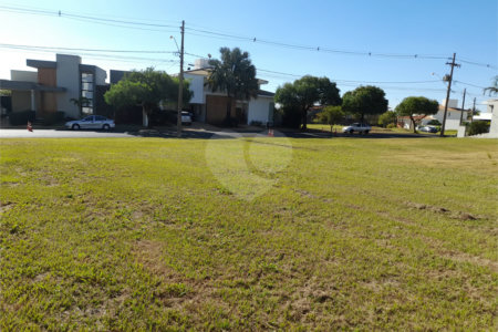Excelente Terreno à Venda no Condomínio Damha II, São Carlos