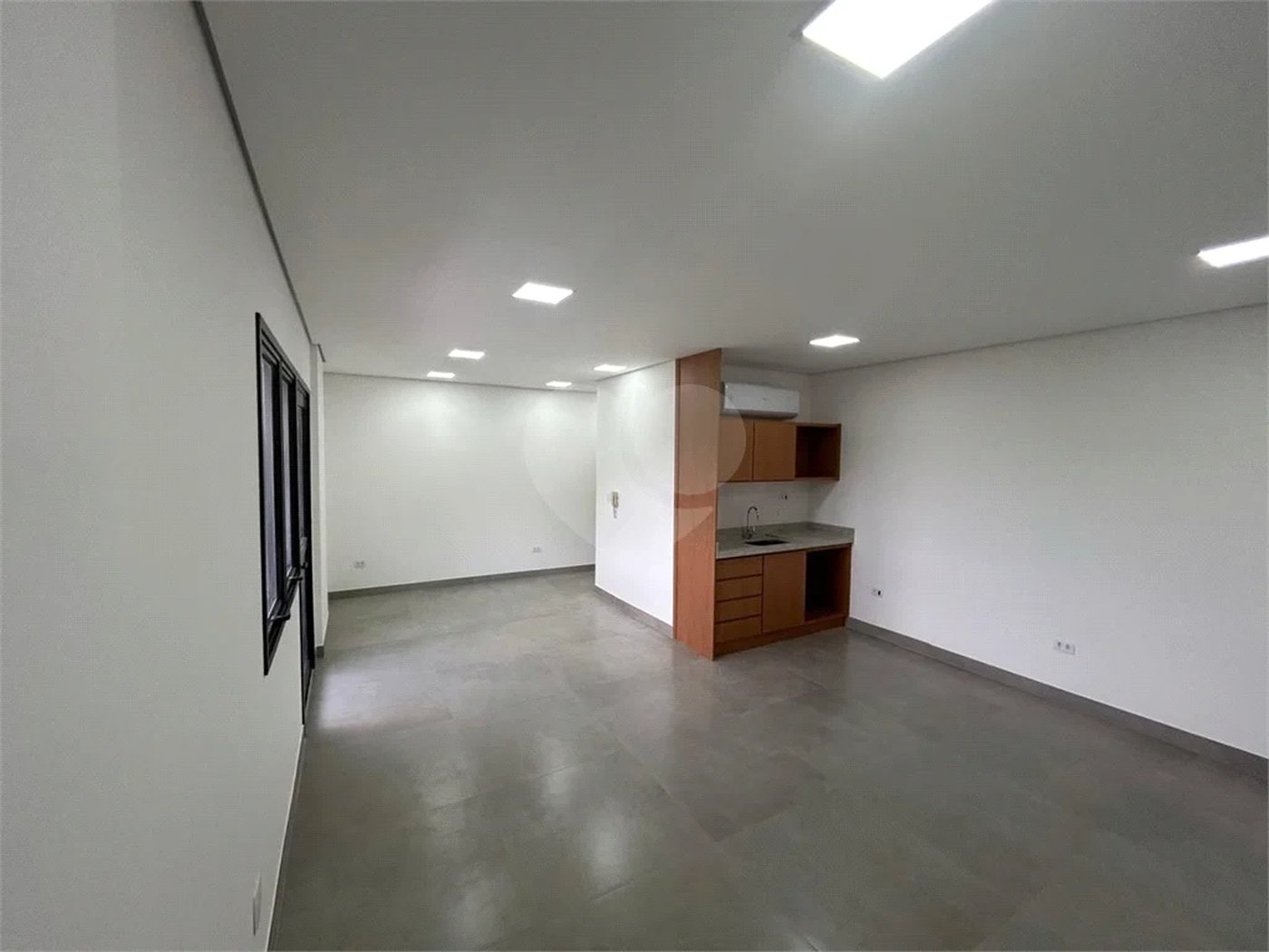 Sala Comercial à Venda e Locação – Reserva Jequitibá Office