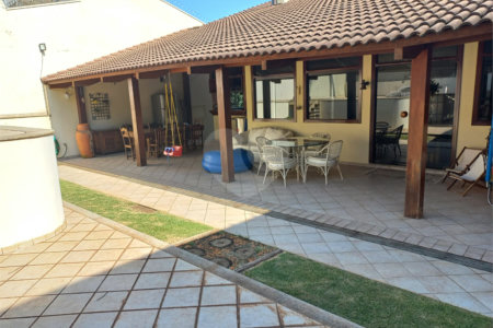 Casa Térrea na XV de Novembro .