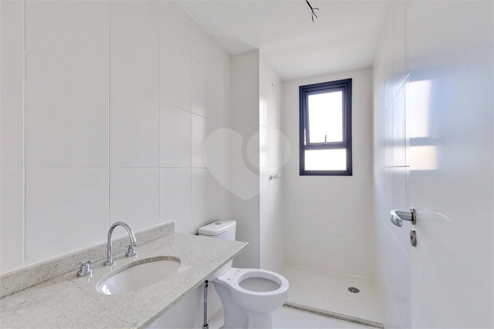 Apartamento à venda com 2 quartos, sendo 1 suíte, em Alto da Boa Vista, São Paulo, SP