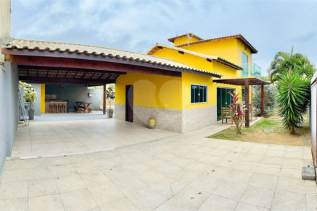 Casa Independente à Venda em Búzios