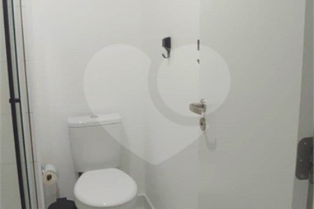 Apartamento tipo Studio em frente ao Metrô Brás - Centro - São Paulo - SP