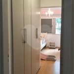 Apartamento a venda na Aclimação com 4 dormitórios e 2 vagas.