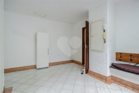 Sobrado à venda ou para alugar com 4 quartos, sendo 1 suíte, em Chácara Monte Alegre, São Paulo, SP