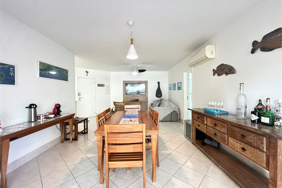 Apartamento à venda com 4 quartos, sendo 2 suítes,  em Riviera de São Lourenço, Bertioga, SP