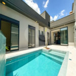 Casa Térrea Evidências - Indaiatuba/SP - R$ 1.950.000,00 - Área Total 307,33 m² - Área Construída 201,90 m² - TÉRREA - 03 suítes sendo a master com closet; Escritório; Lavabo; Cozinha com cooktop, forno, micro-ondas e coifa; Móveis planejados na hall de entrada, sala, escritório, cozinha, gourmet, s