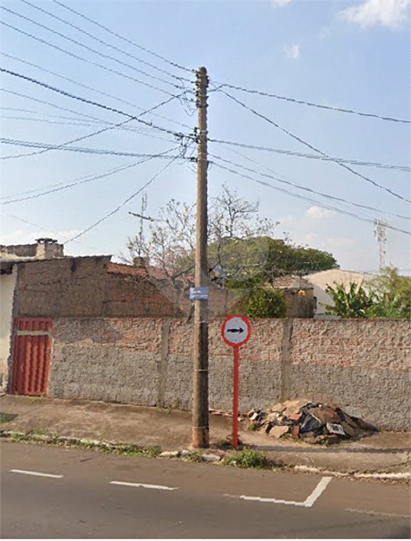 Terreno Comercial à Venda no bairro Jd Bandeirantes-São Carlos/SP