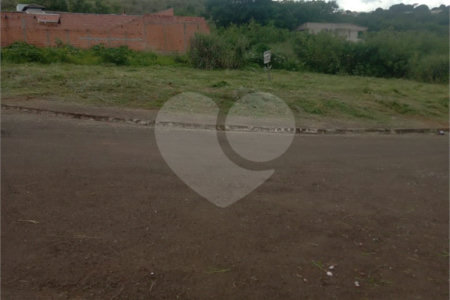 Terreno à venda – 402,87 m² Prolongamento do Jardim das Torres.