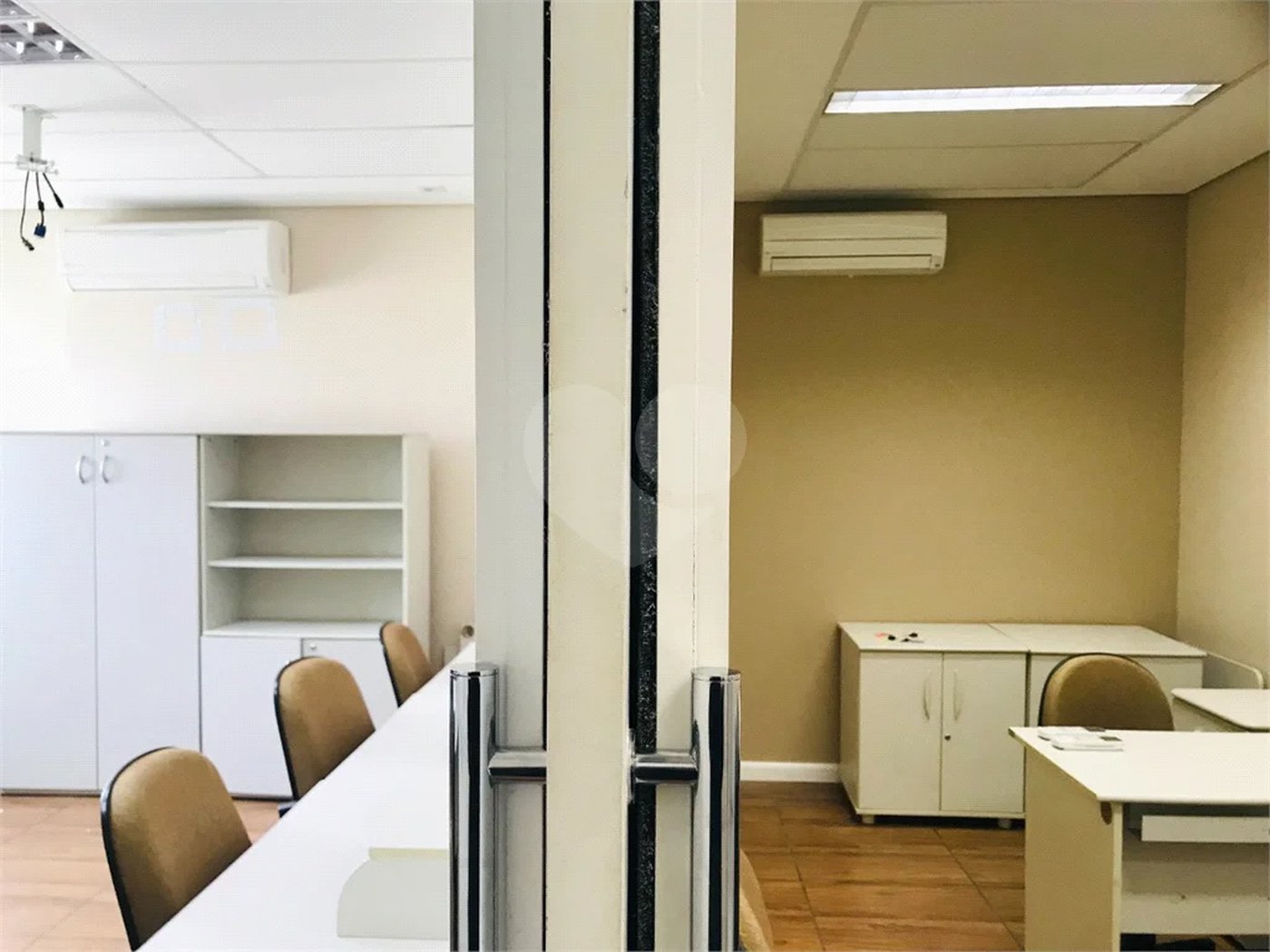 OPORTUNIDADE DOMO BUSINESS - MOBILIADA E PRONTA P/ USO!