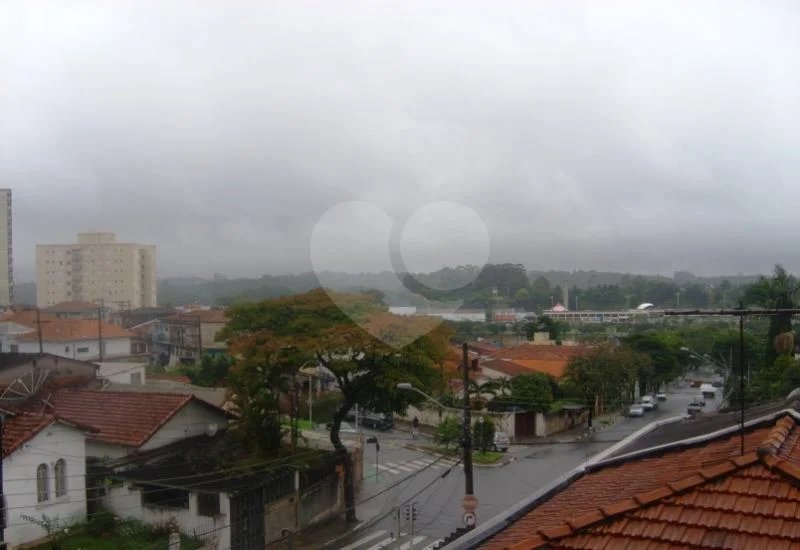 Apartartamento próximo ao Mertrô com 3 quartos