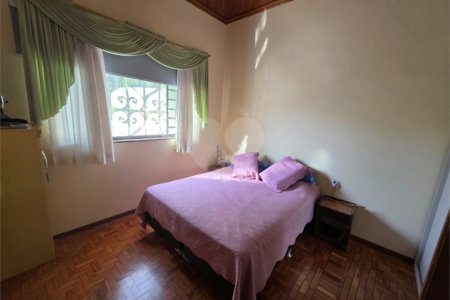 Sobrado 3 quartos 1 suíte centro