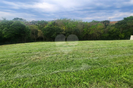 Terreno à venda no Condomínio Reserva Santa Isabel – Louveira/SP | 828,95 m² | Fundo para área verde