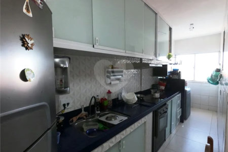 Cobertura Duplex para venda no Edificio Tarre Junior em Cabo Frio/RJ.