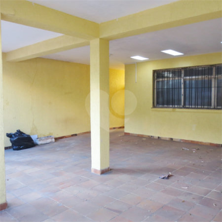 Sobrado Conservado na Saúde- 230m2 - 3 Quartos/1 Suíte/2 Vagas