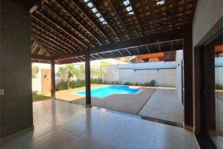 Sobrado à venda com 3 suítes em Condomínio Residencial Terras do Caribe, Valinhos, SP