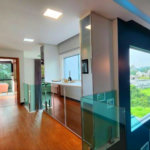 Casa de Alto Padrão à venda com 4 quartos, sendo 1 suíte, em condomínio, Cotia - SP