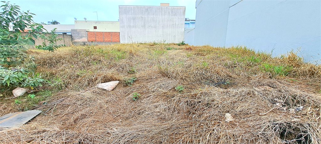 Terreno Amplo e Bem Localizado no Planalto Paraíso em São Carlos
