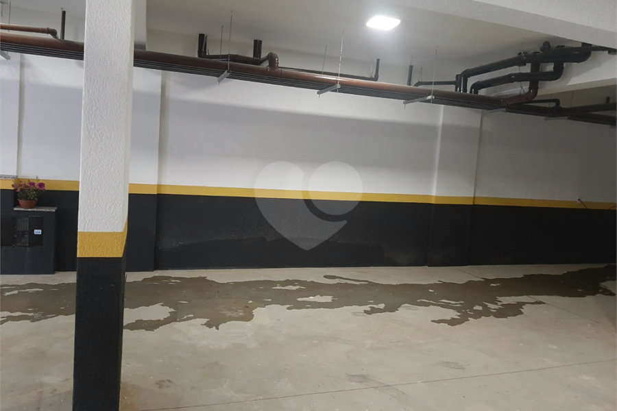 Apartamento VENDER na Vila Nivi, com 37m2, 2 quartos, 2 banheiro, sala, cozinha, SEM vaga