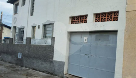 Sobrado à venda com 3 quartos no Centro, São João da Boa Vista, SP