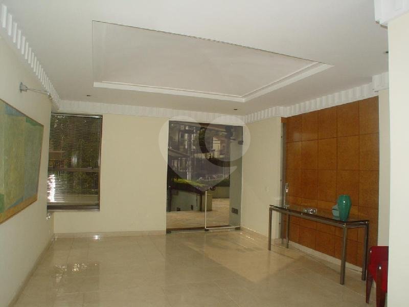 Apartamento à venda no Paraíso - 238 m² com 3 vagas