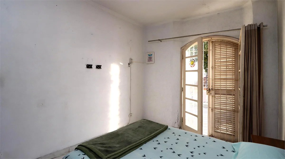 Casa à venda com 5 quartos, sendo 2 suítes,  em Vila Sônia, São Paulo, SP