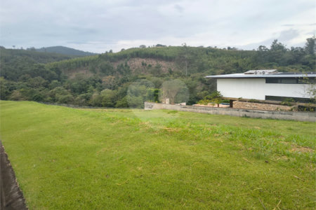 Terreno / Lote a Venda no Condomínio Campo de Toscana em Vinhedo/SP