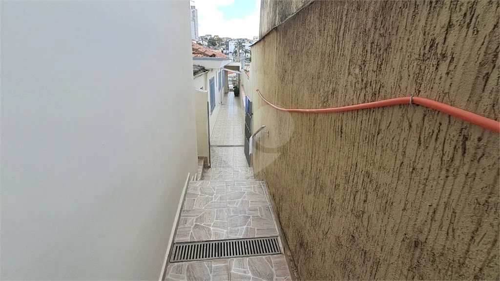 Casa Assobradada à venda | 209 m² | 3 dormitórios | Edícula | 3 vagas na Parada Inglesa!