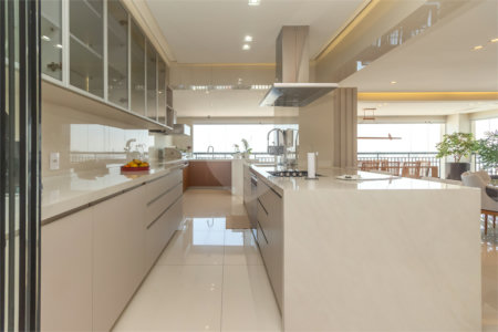 Apartamento - Vila Mariana - Alto Padrão - 3 Suítes - 4 Vagas - Venda / Compra - Próximo ao Metrô