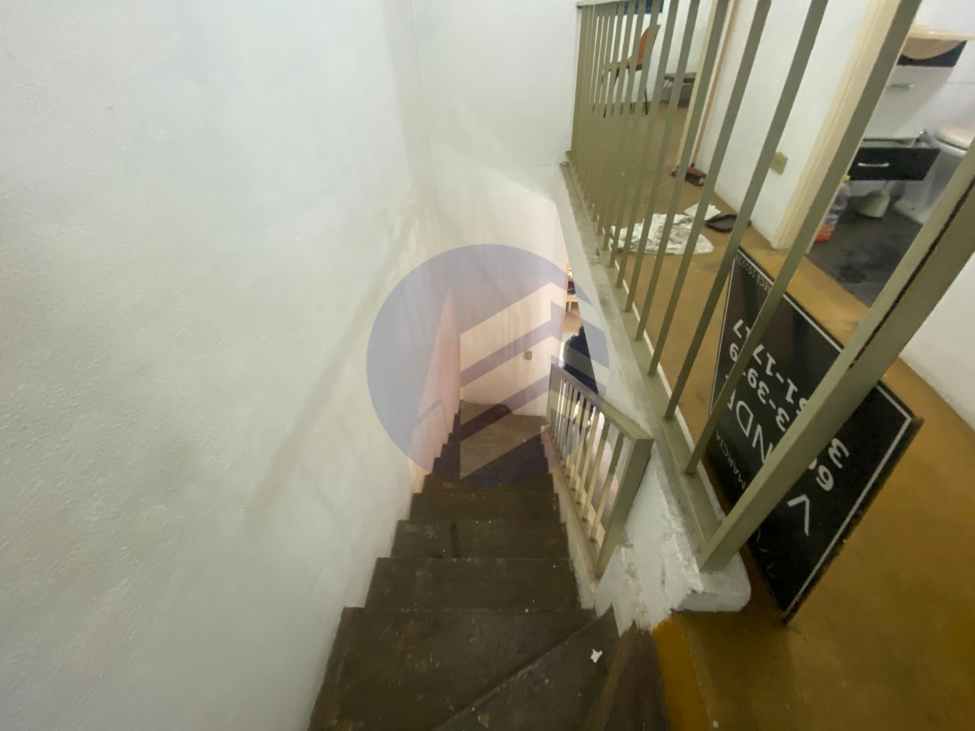 Casa à venda com 2 quartos em Jardim Alvorada, oportunidade para investidor