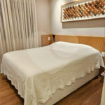 Apartamento 131 M2² vista LIVRE Vila Mariana SP 3 Suítes 4 banheiros 3 vagas escritório depósito e varanda gourmet integrada Aceita e estuda permuta