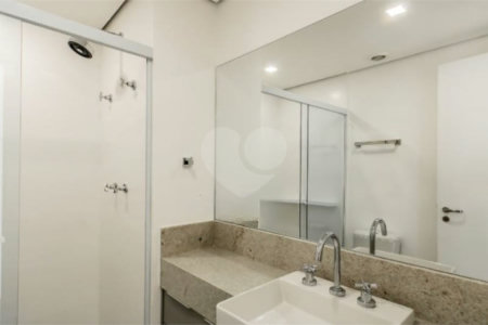 Apartamento Duplex para locação em Moema – Finamente Mobiliado e Decorado